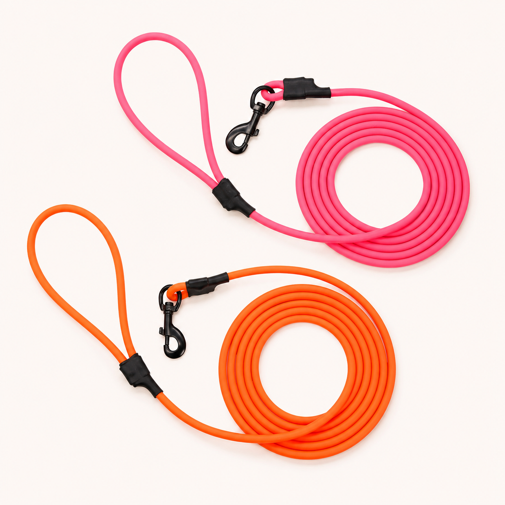 Waterproof Round Dog Leash with Zinc Alloy Hook
