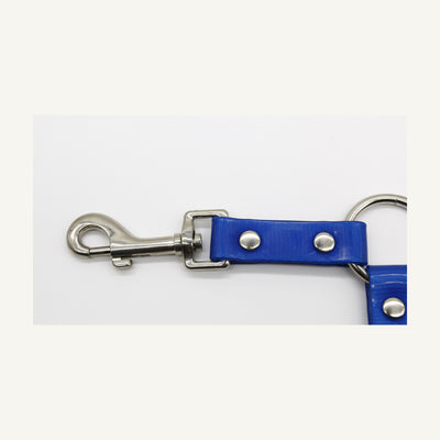 TPU double dog leash coupler close view showing swivel clip and reinforced strap